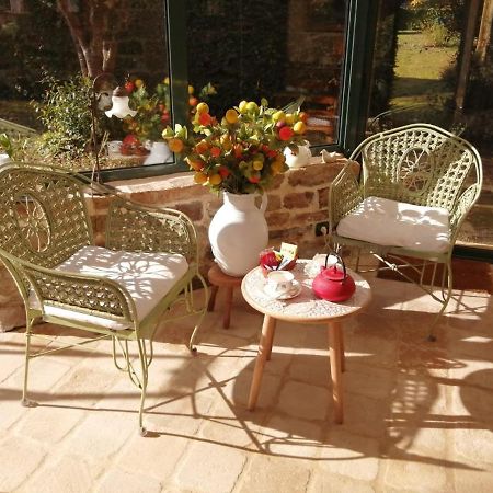 Les Berges De La Planchette Bed & Breakfast Yvignac-la-Tour Exterior foto