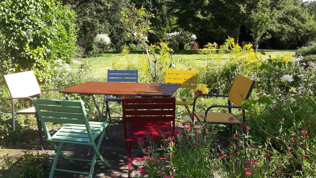 Les Berges De La Planchette Bed & Breakfast Yvignac-la-Tour Exterior foto