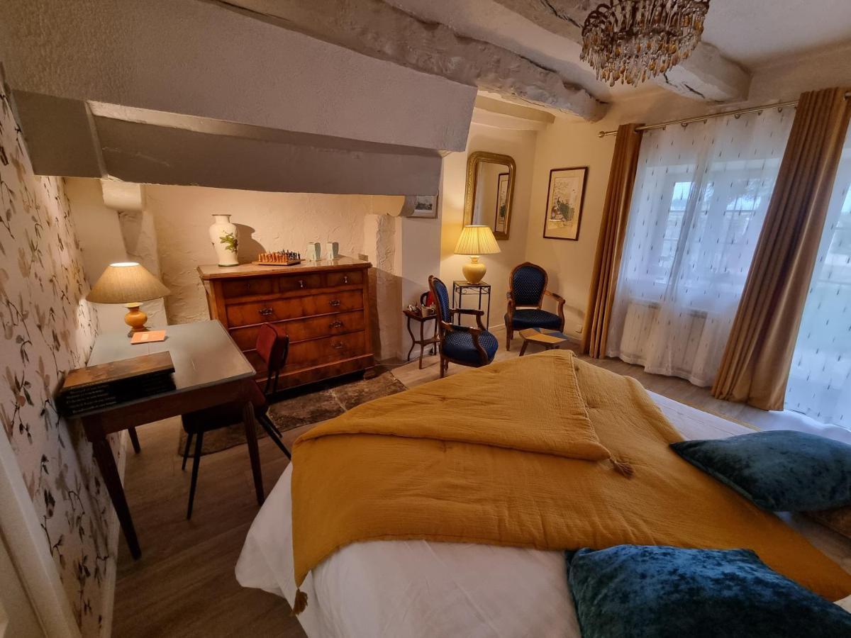 Les Berges De La Planchette Bed & Breakfast Yvignac-la-Tour Exterior foto