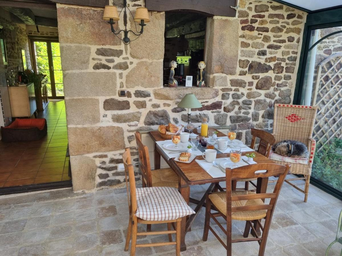 Les Berges De La Planchette Bed & Breakfast Yvignac-la-Tour Exterior foto