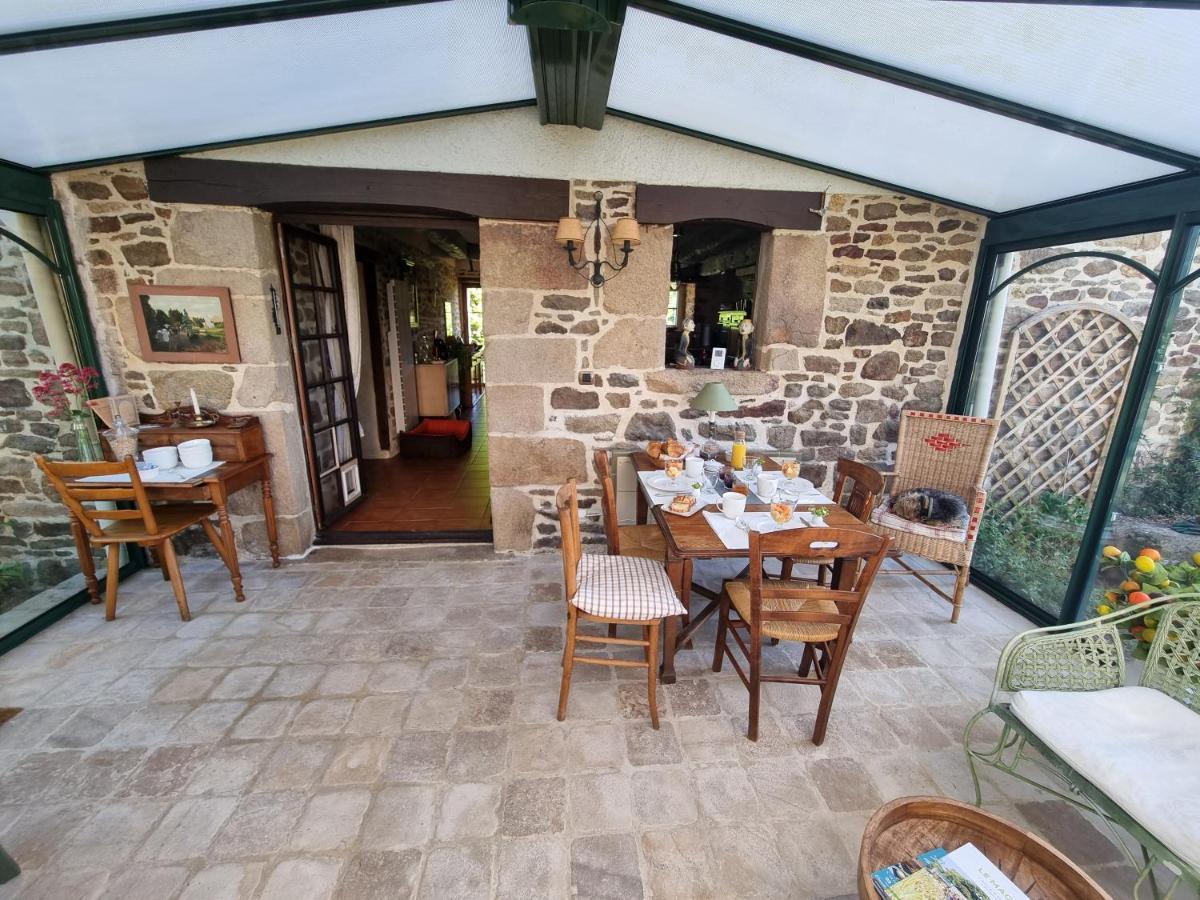 Les Berges De La Planchette Bed & Breakfast Yvignac-la-Tour Exterior foto